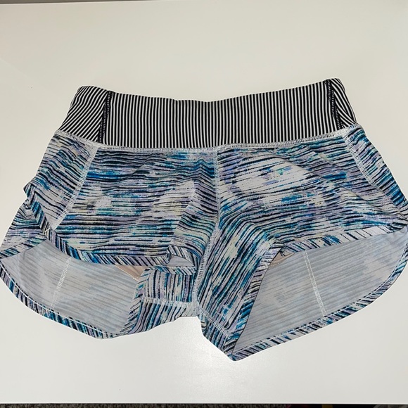 lululemon athletica Pants - Lululemon Shorts 2.5”